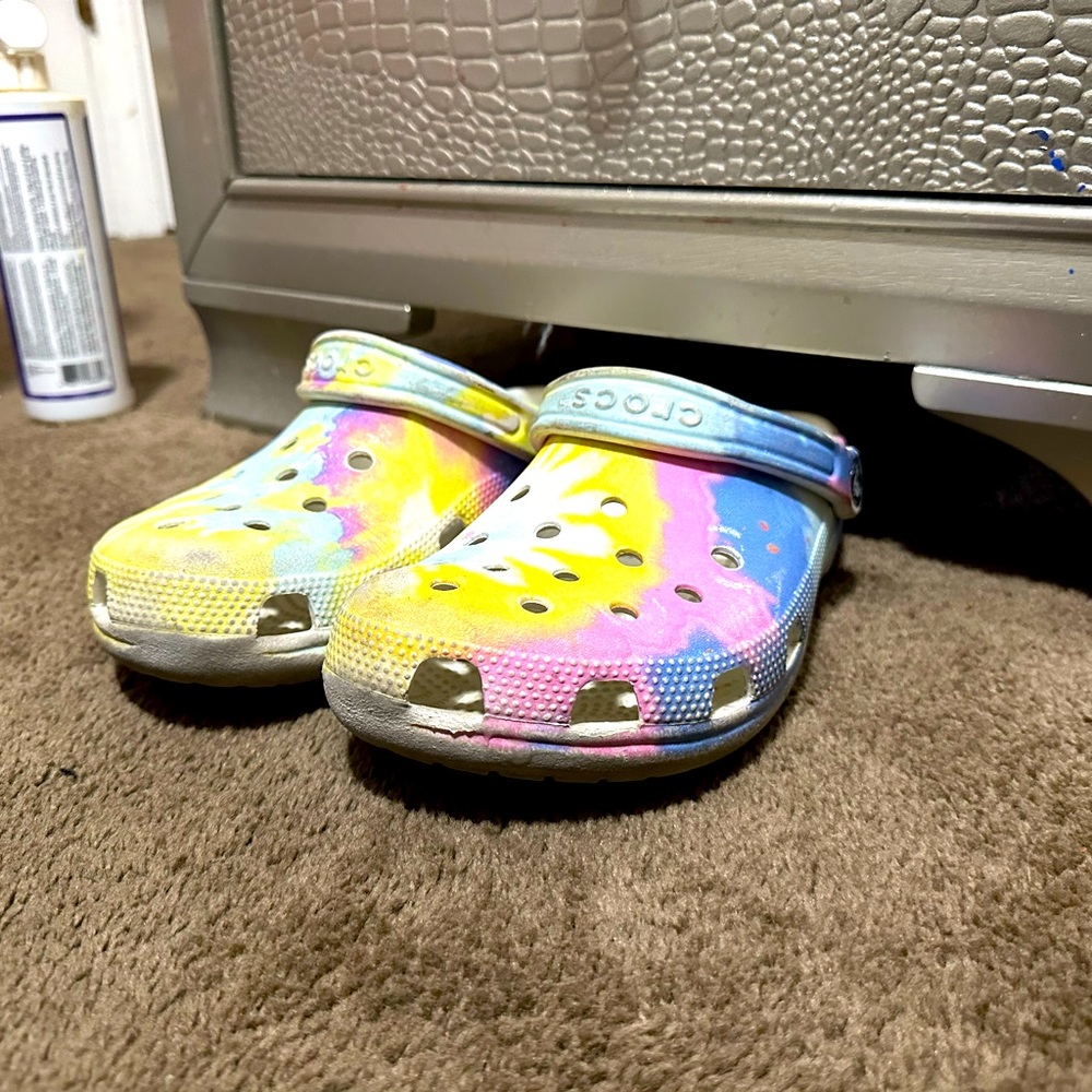Crocs
